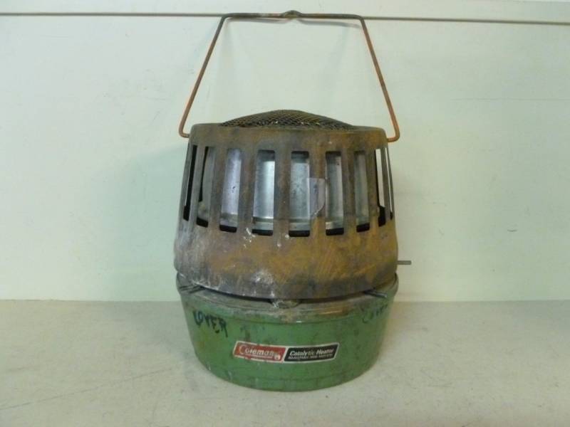 lot 17 image: Coleman Heater