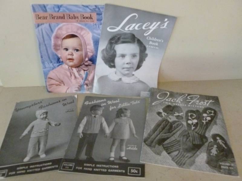 lot 66 image: Vintage Booklets