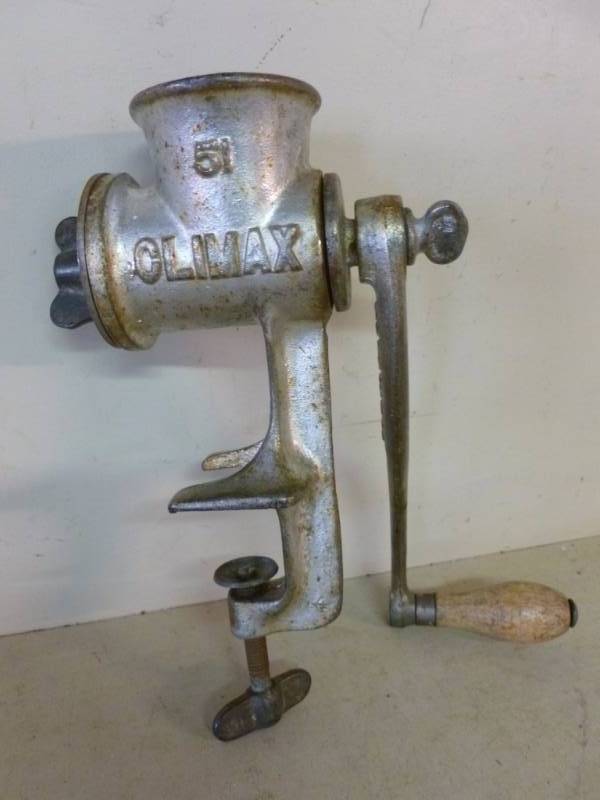 lot 98 image: Vintage Meat Grinder