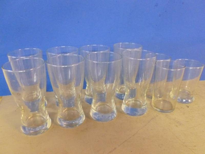 lot 121 image: Beer Glasses