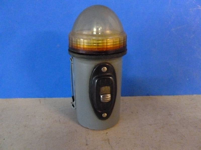 lot 124 image: Vintage U.S Navy