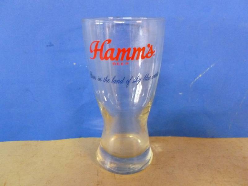 lot 127 image: Vintage Hamms