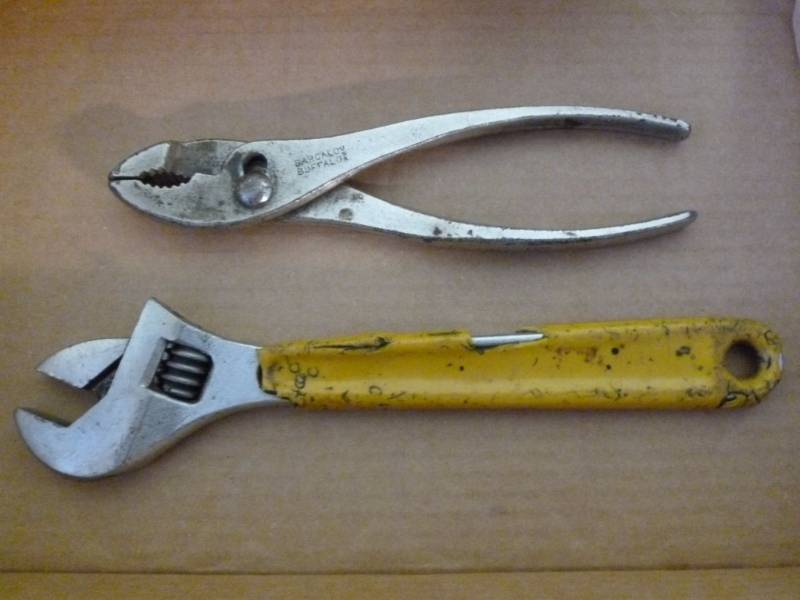 lot 135 image: Tools