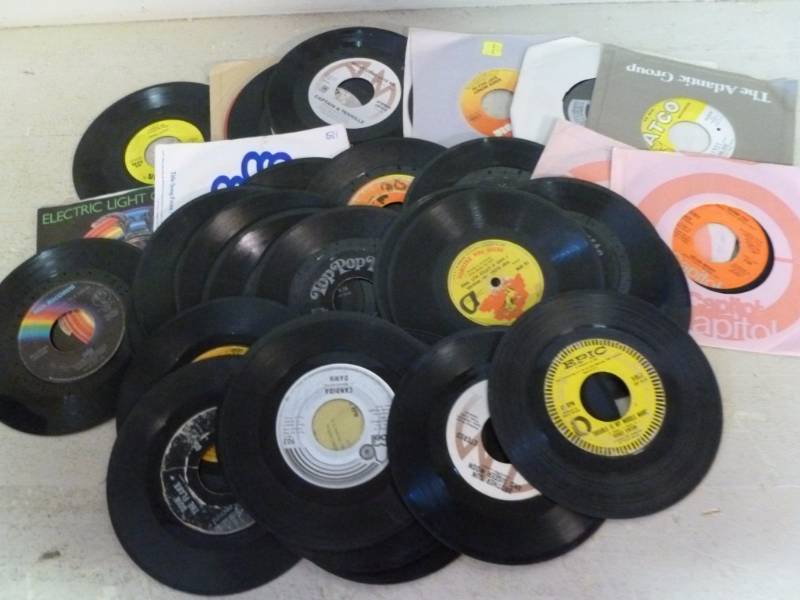lot 151 image: Collectible 45s Records