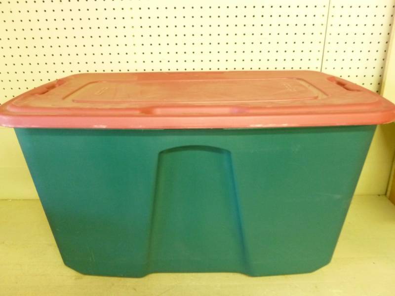 lot 176 image: Storage Tote