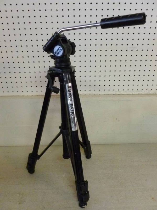 lot 178 image: Camera Tri - Pod