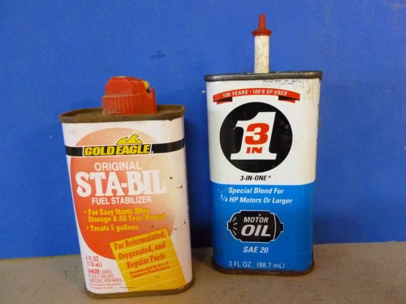 lot 185 image: Metal Container