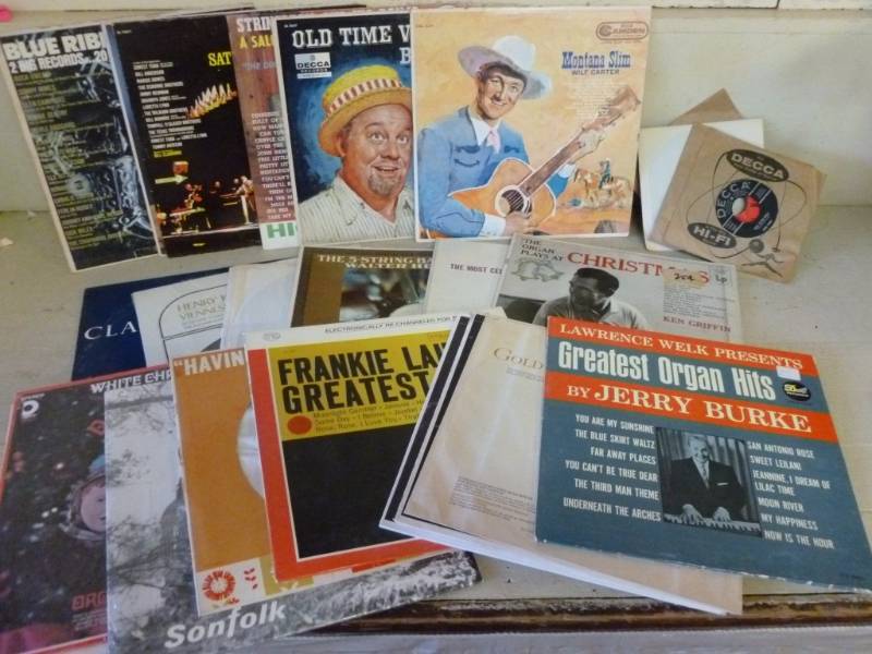 lot 236 image: Record Albums