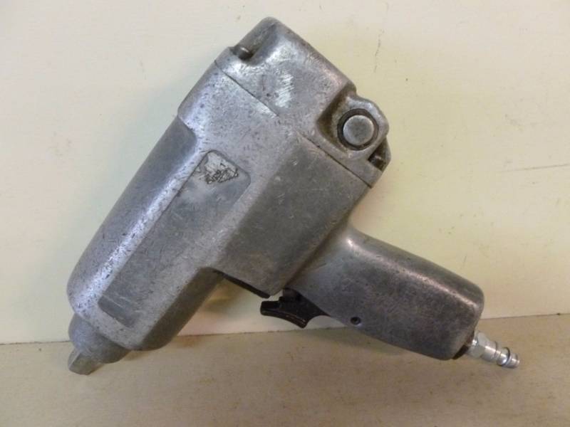 lot 304 image: Impact Driver