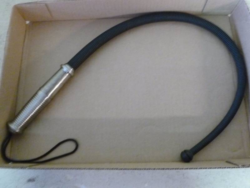 lot 305 image: Blade Whip