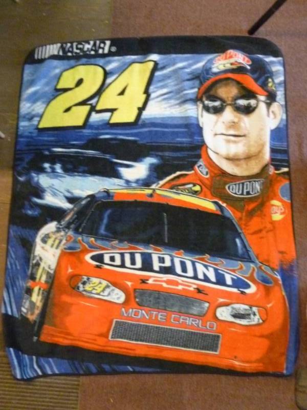 lot 309 image: Jeff Gordon Blanket