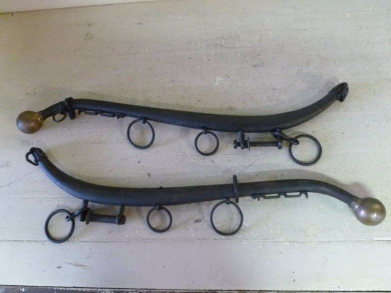 lot 319 image: Antique Horse Equipment