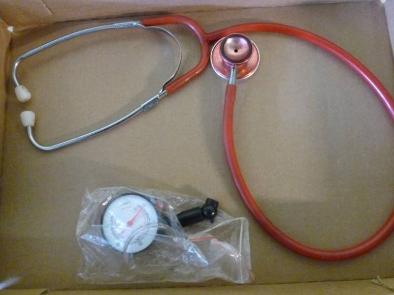 lot 324 image: Medical