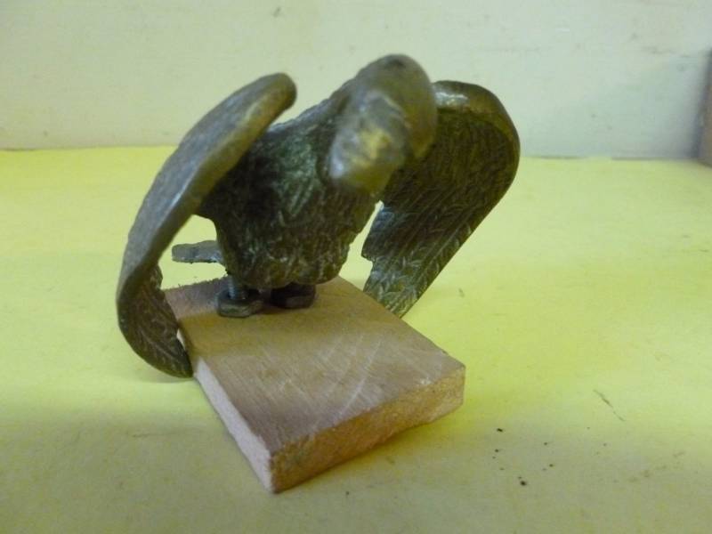 lot 364 image: Vintage Brass