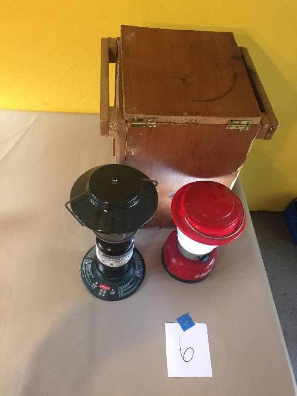 lot 6 image: GAS AND BATTERY POWERED LANTERN