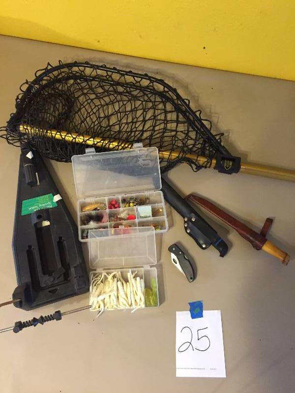 lot 25 image: FISHING GEAR
