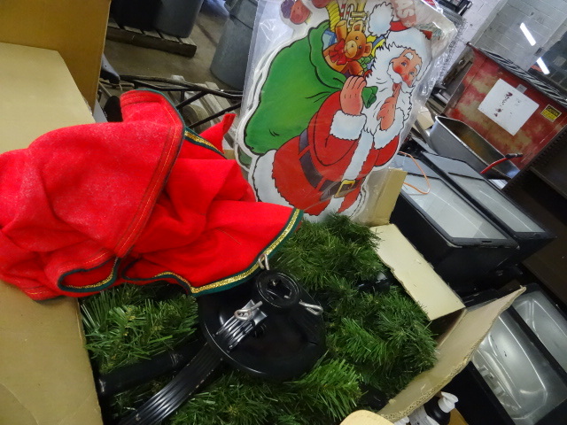 Tree & Yard Displays