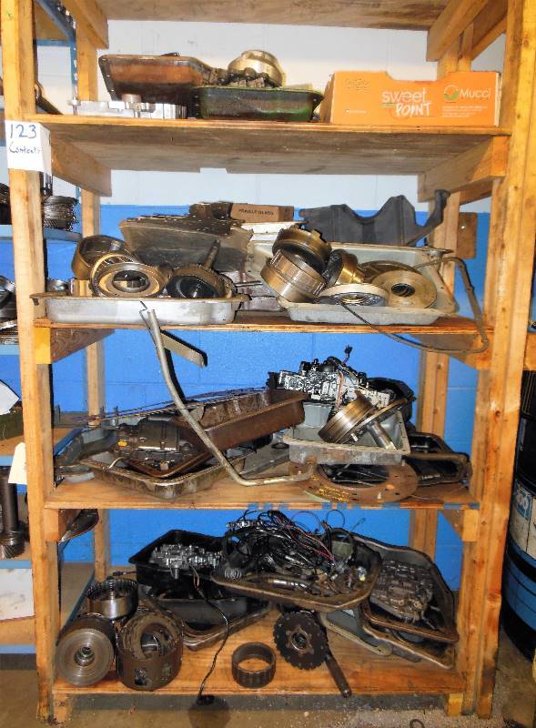 lot 123 image: Miscellaneous Transmission Parts