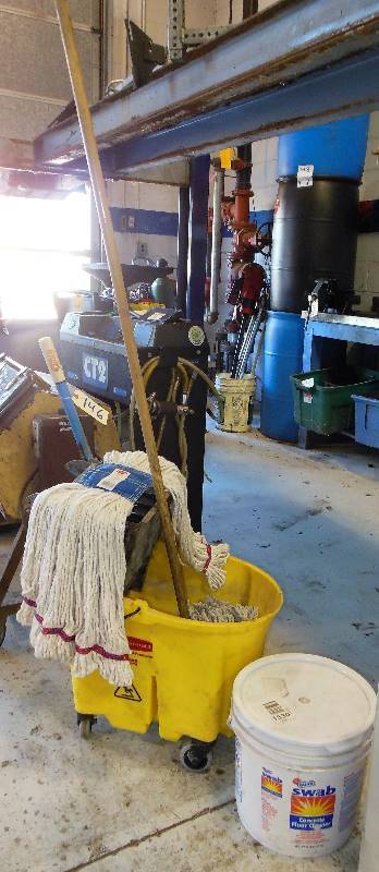 lot 146 image: Updated info and photo Rubbermaid Commercial Bucket and Mop and Gunk Swab Concrete Floor Cleaner