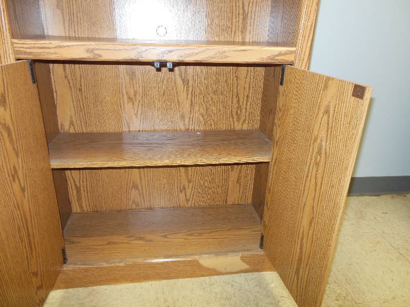 lot 266 image: Bookshelf with Storage Cabinet
