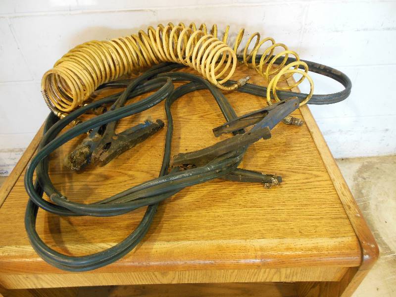 lot 88 image: Jumper Cables and 2 Air Hoses