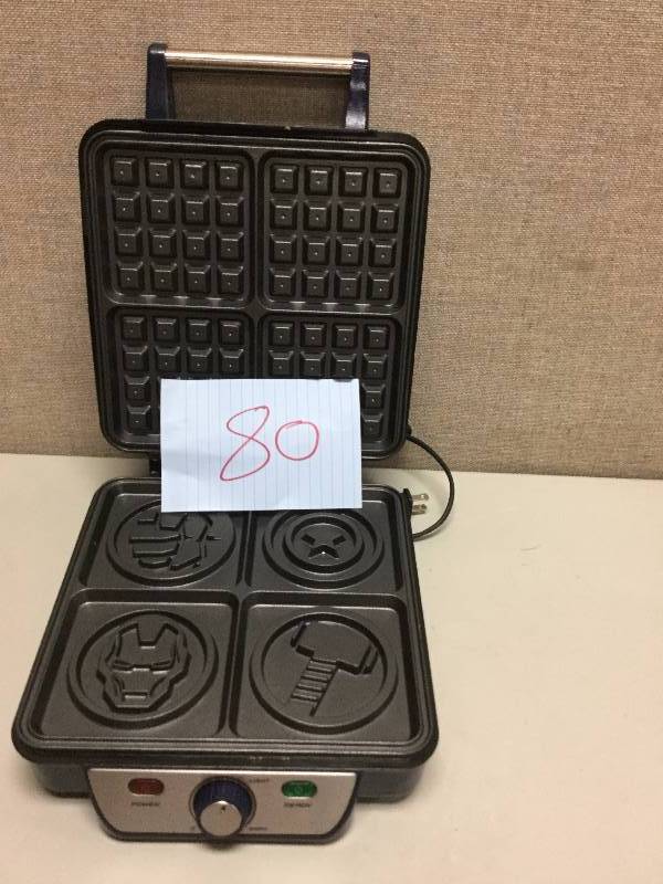 lot 80 image: Avenger Waffle Maker Tested in good working condition