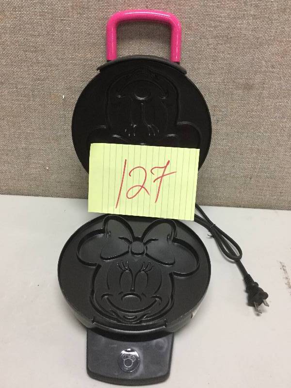 lot 127 image: Mini Waffle maker tested works