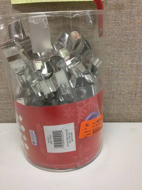 lot 124 image: Wilton Cookie Cutter Set open box never used