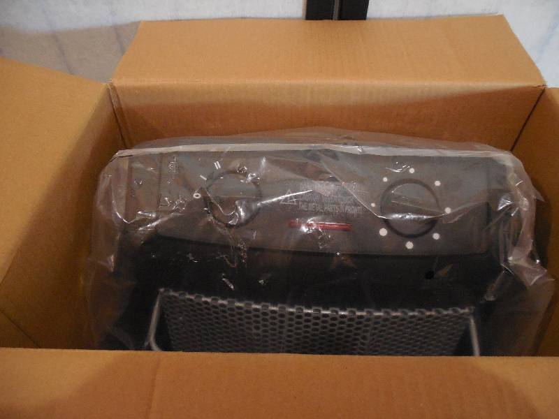lot 21 image: 1500-Watt 2-Element Infrared Electric Portable Heater