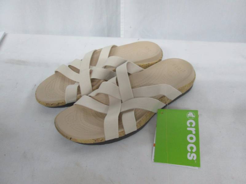 lot 33 image: Crocs Womens Edie Stretch Sandal