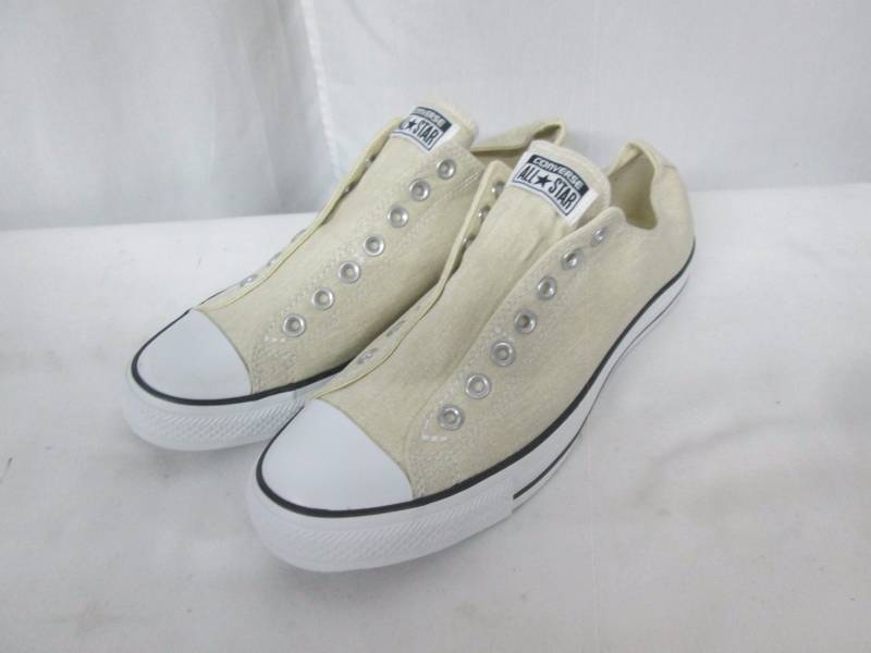 lot 21 image: Converse Unisex Washed Textile Low-Cut Sneakers