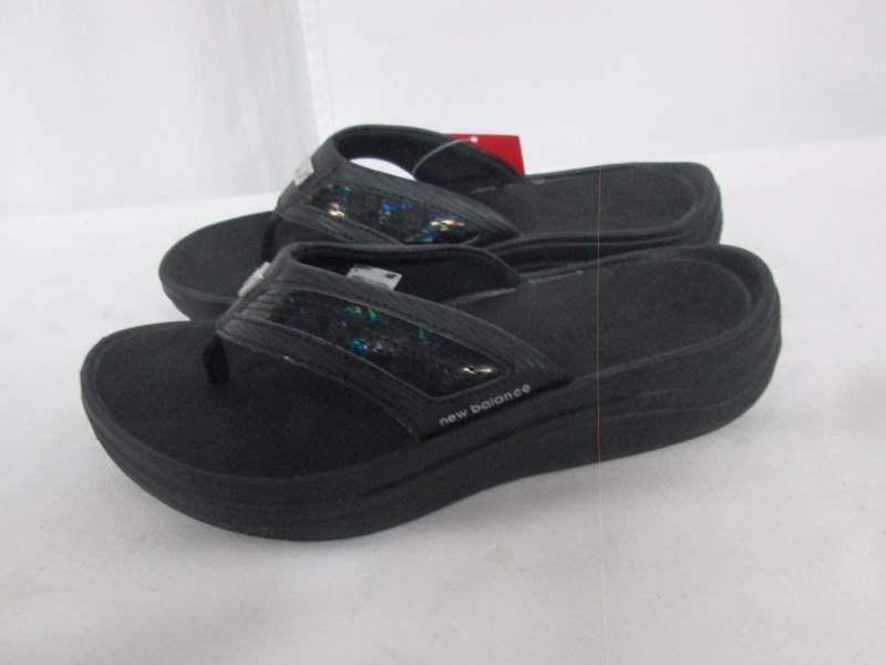 new balance women's revive thong sandal