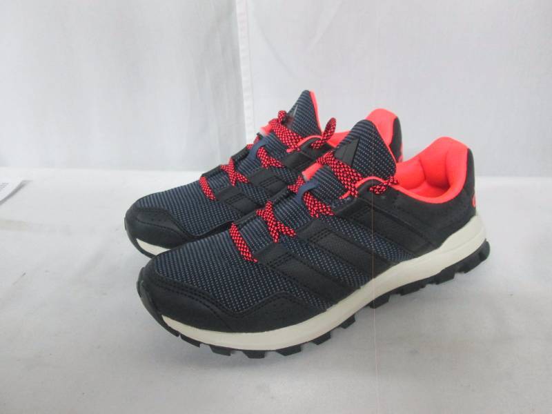 lot 15 image: Adidas Womens Slingshot Running Shoe