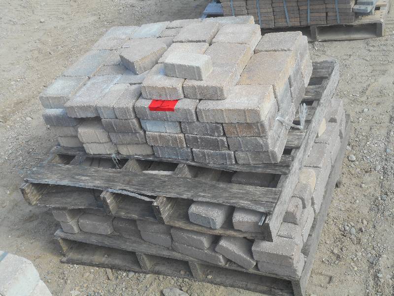 (1) Pallet Of Non-Tumbled 2.5-Thick Paver Stones