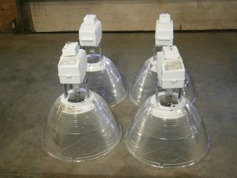 (4) ShopWarehouse Lights