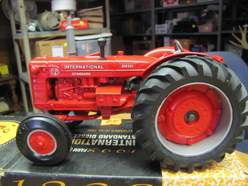 IH Diesel I-D9  Farm Show 1993
