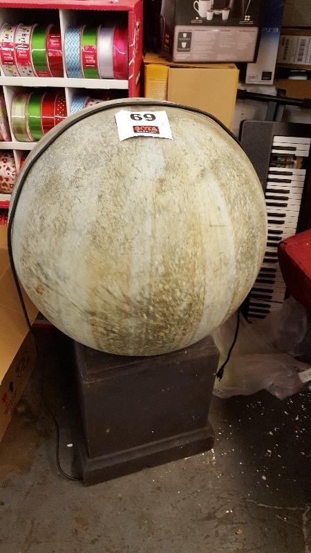 Urban Sphere Outdoor Fountain