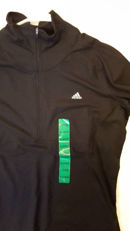lot 118 image: Mens Adidas Athletic Top - XL