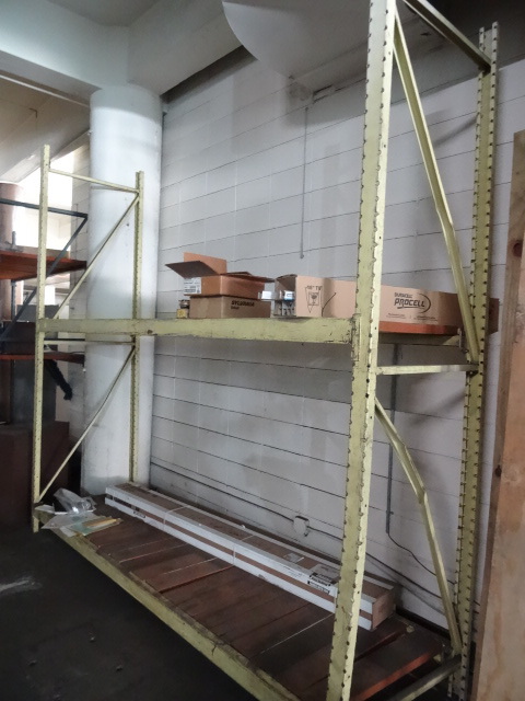 lot 7 image: Pallet Rack