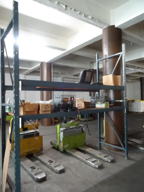 lot 8 image: Pallet Rack