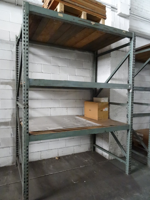 lot 19 image: Pallet Rack