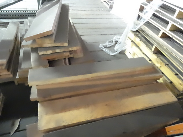 lot 23 image: Pallet Rack Shelving Boards