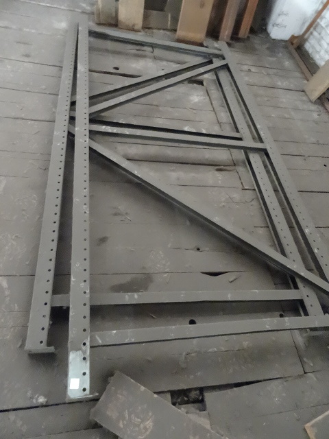 lot 29 image: Pallet Rack Uprights