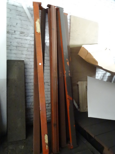 lot 30 image: Pallet Rack Beams