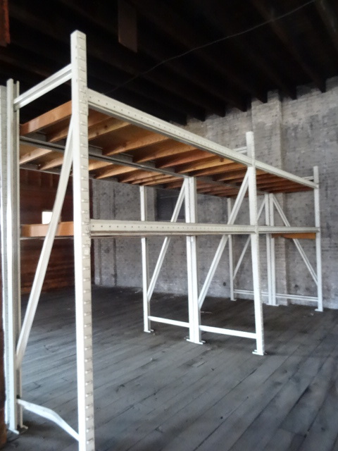 lot 49 image: Pallet Rack Section