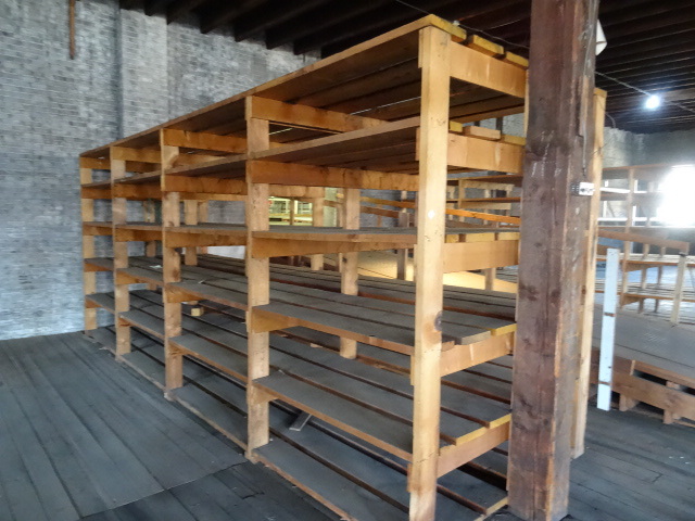 lot 50 image: Shelving Unit