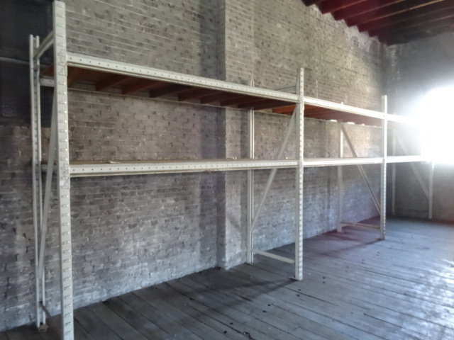 lot 52 image: Pallet Rack Section