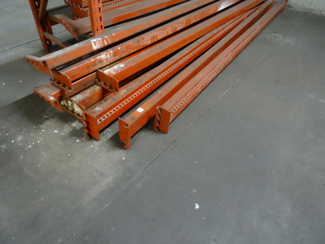 lot 65 image: Beams