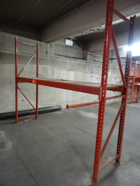 lot 70 image: Pallet Rack