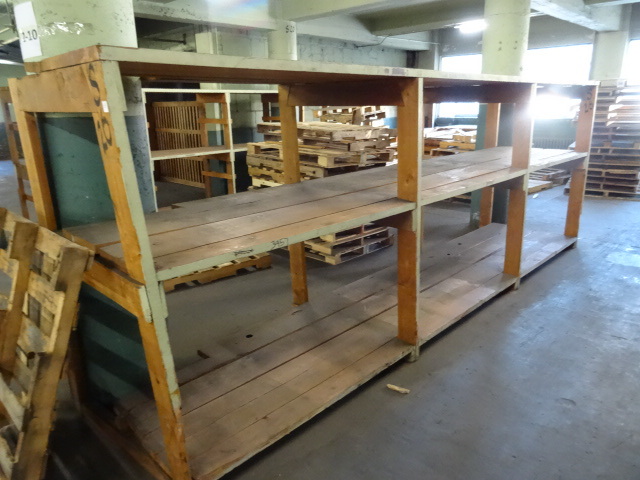 lot 88 image: Shelving Unit